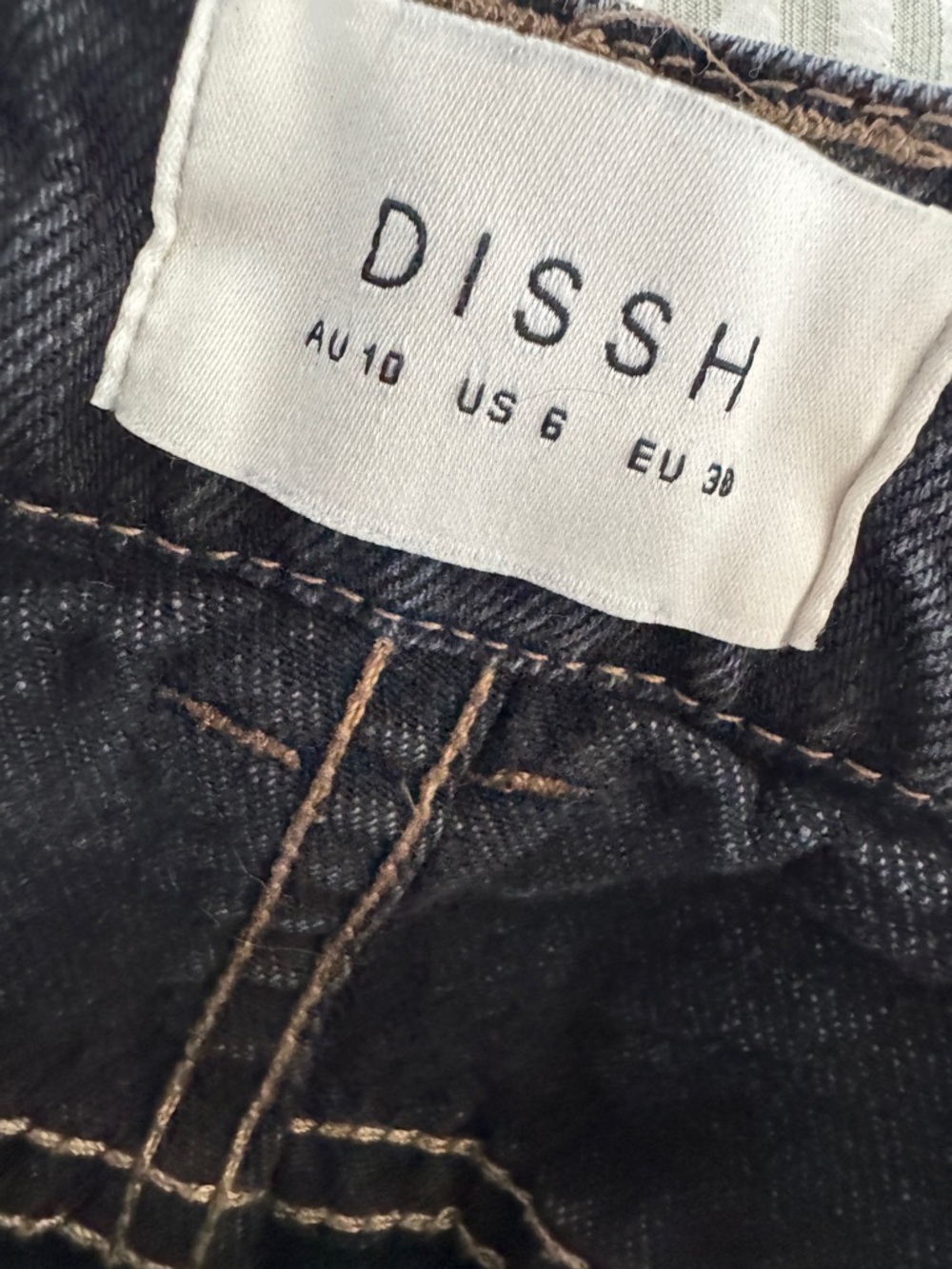 DISSH Relaxed Fit Washed Black Women's Jeans - Picture 9 of 10
